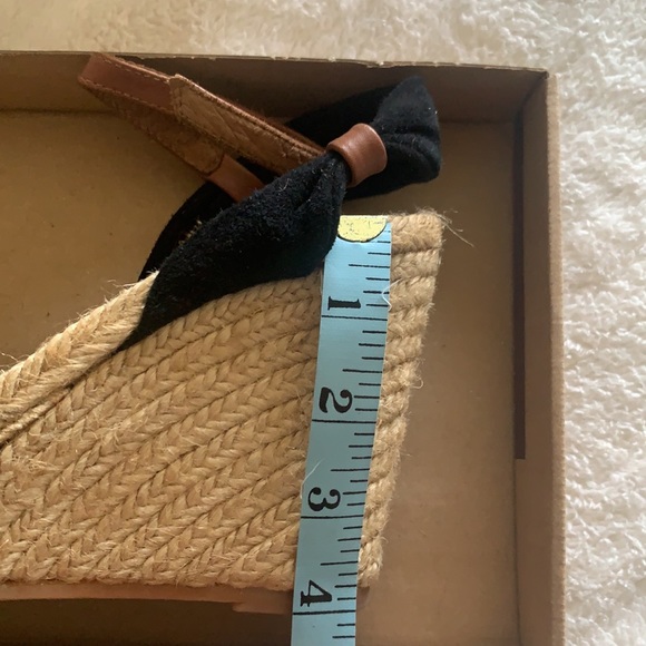 Eric Michael Katherine suede espadrille wedges, 38 - Picture 7 of 9